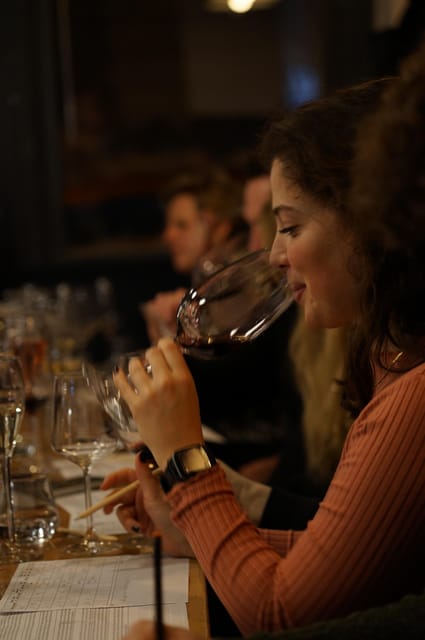 8-Tier Hungarian Wine Tasting in a Cozy Downtown Wine Bar - How the eight-wine tasting unfolds