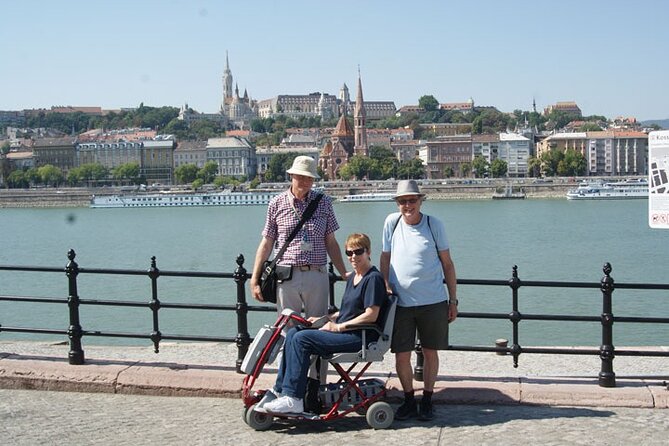 Accessible Budapest Tour - Fisherman’s Bastion and the Matthias Church limit