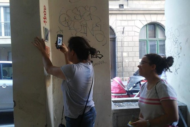 Alternative Street Art Free Walking Tour of Budapest - Ending at a Budapest ruin bar