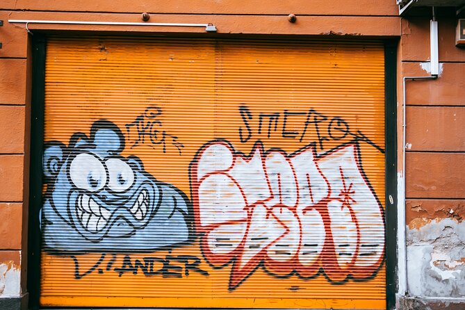 Alternative Street Art Free Walking Tour of Budapest - Timing, group size, and meeting-point advice