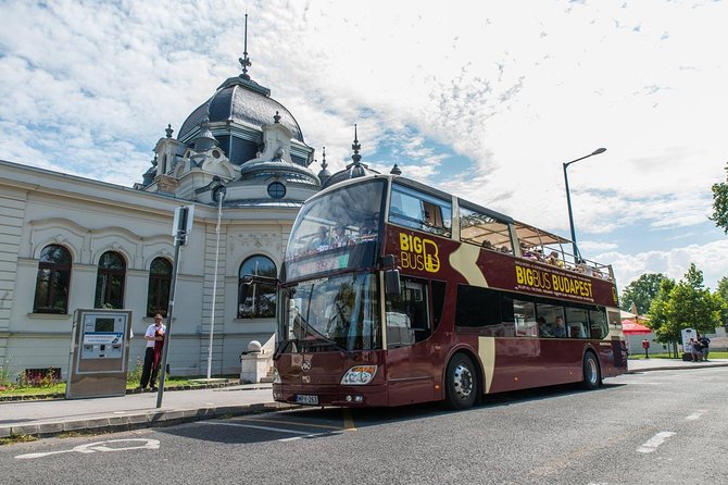 Big Bus Budapest Hop-On Hop-Off Bus and Walking Tour - Parliament, Nyugati, and the return through Pest