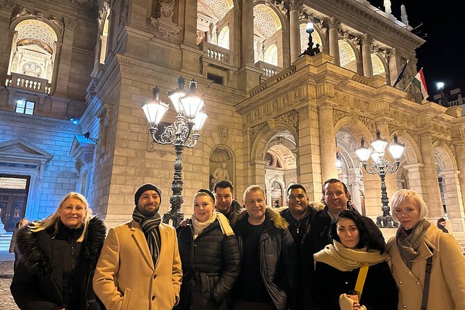 Bright Lights of Budapest Night Tour with Boat Cruise and Wine - St. Stephen’s Basilica and the story of Hungary’s first king