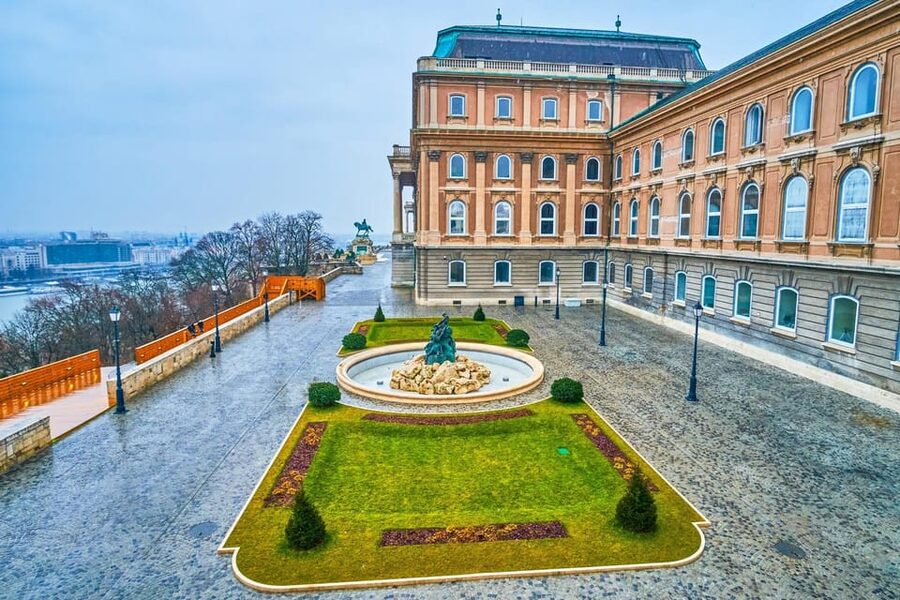 Buda Castle District and Matthias Church Private Tour - Fisherman’s Bastion and the Danube panorama
