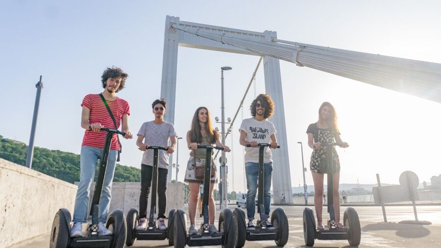 Budapest: 1.5-Hour Fun Segway Sightseeing - Starting with practice at Katsuhayabi ki-dojo