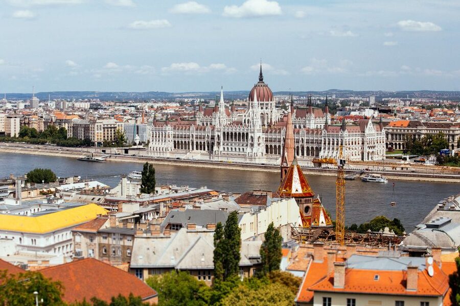 Budapest: 1.5-Hour Private Kick-Start Tour with a Local - Walking, pace, and practical comfort