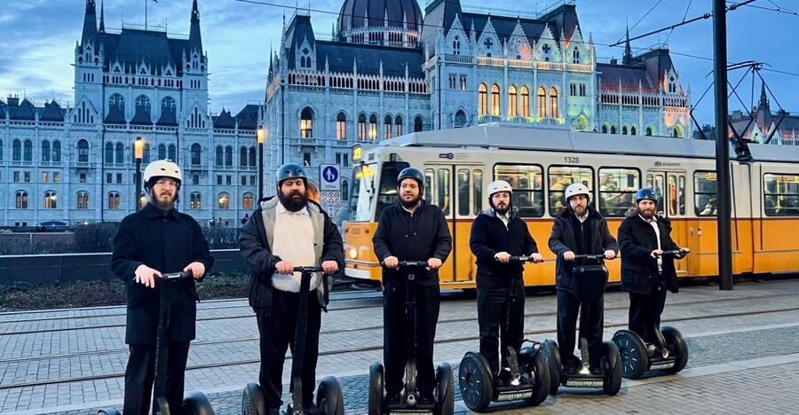 Budapest: 1 Hour Instagram Segway Tour - Elizabeth Bridge and the first Danube views