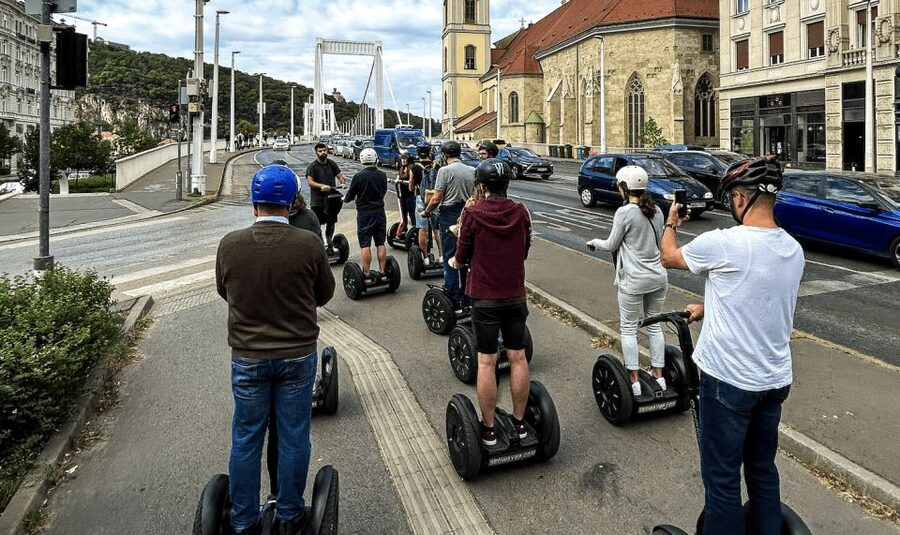Budapest: 1 Hour Instagram Segway Tour - Adam Clark Square and Chain Bridge