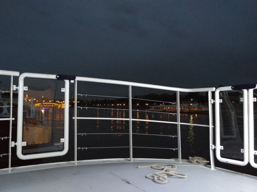 Budapest: 1-Hour Private Boat Cruise - Key points to know before boarding