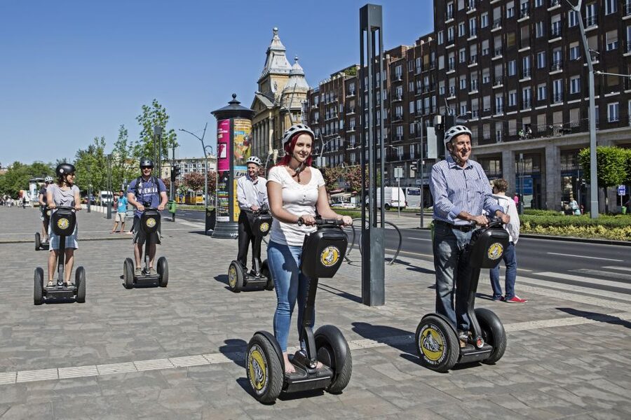 Budapest: 1-Hour Private Segway Tour - Weather, Streets, and Practical Limits