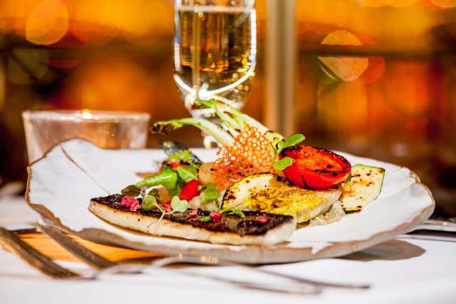 Budapest: 2-Course Dinner for 2 on a Boat Restaurant - Dessert finishes with Hungarian Dobos cake