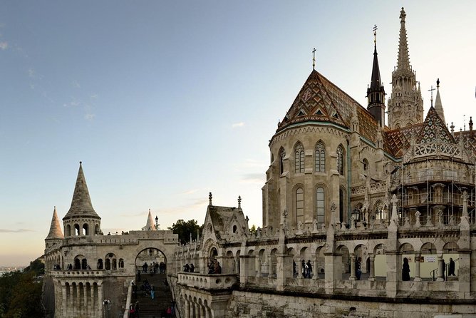 Budapest: 3-Hour Live-guided Bus Tour and 1-hour River Cruise - Parliament, the Opera House, and St. Stephen’s Basilica
