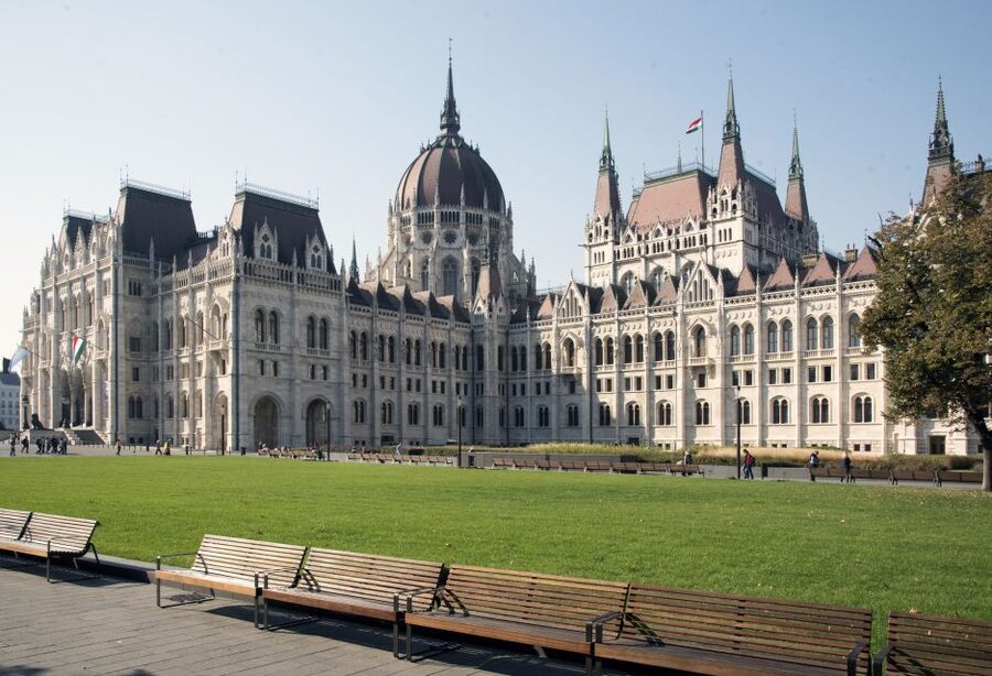 Budapest 3-Hour Private Walking Tour with Route Options - What the $150 price really buys you