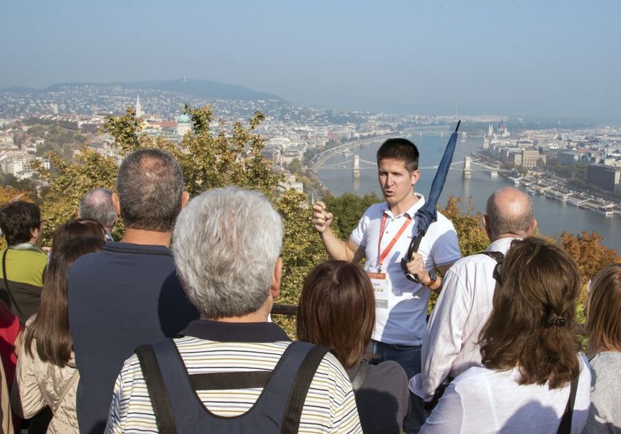 Budapest: 3-Hour Trabant Sightseeing Tour - Comfort, weather, and practical preparation