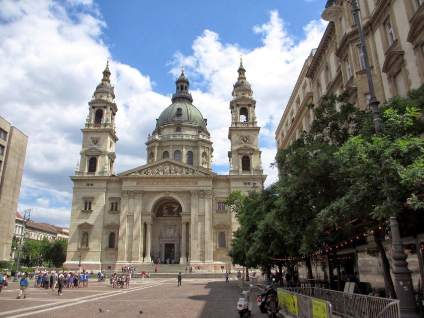 Budapest: 3-Hour Walking Tour of Pest with a Historian - Why Pest makes a smart first walking tour