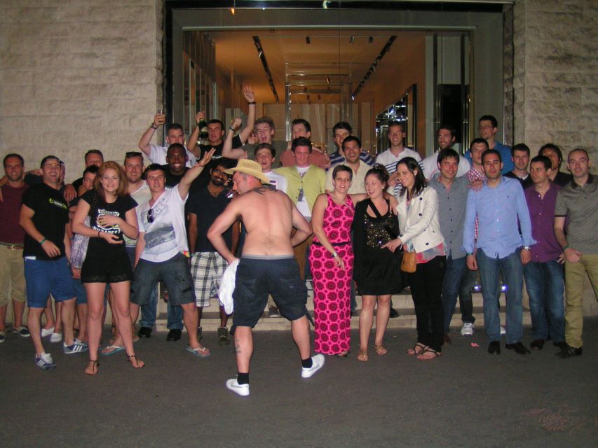 Budapest: 5-Hour Pub Crawl through Ruin Bars - Games and local stories between the drinks
