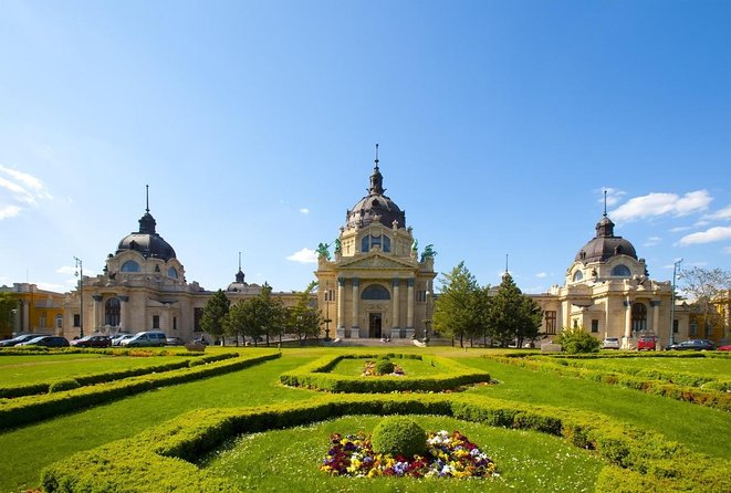 Budapest All in One Small Group Walking Tour with Strudel Stop - Key points to know before booking