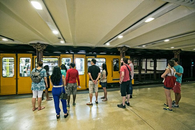 Budapest All in One Small Group Walking Tour with Strudel Stop - The Strudel House break