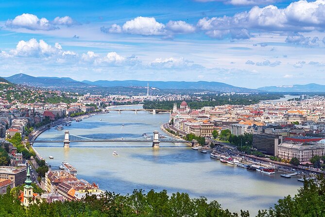 Budapest Audio Guide Cruise with Day, Sunset and Night Options - The audio guide is useful, but it is not a live guide