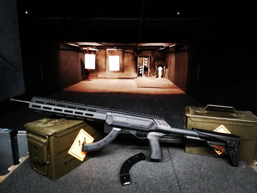 Budapest: Basic gun-shooting package - Finding Holló u. 6 in central Budapest