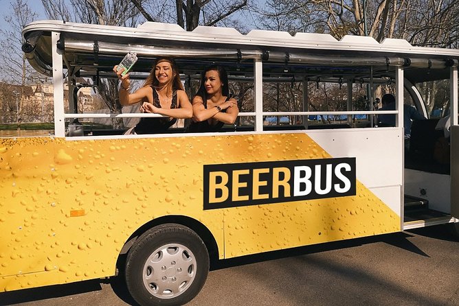 Budapest BeerBus Tour 60 Minutes Private Experience - The Opera House and Andrássy Avenue