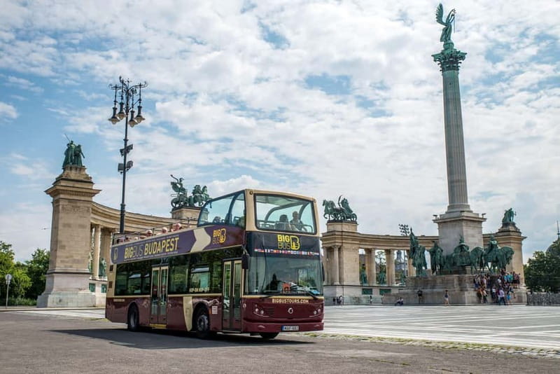 Budapest: Big Bus Hop-On Hop-Off Tour & Danube River Cruise - Audio commentary and comfort