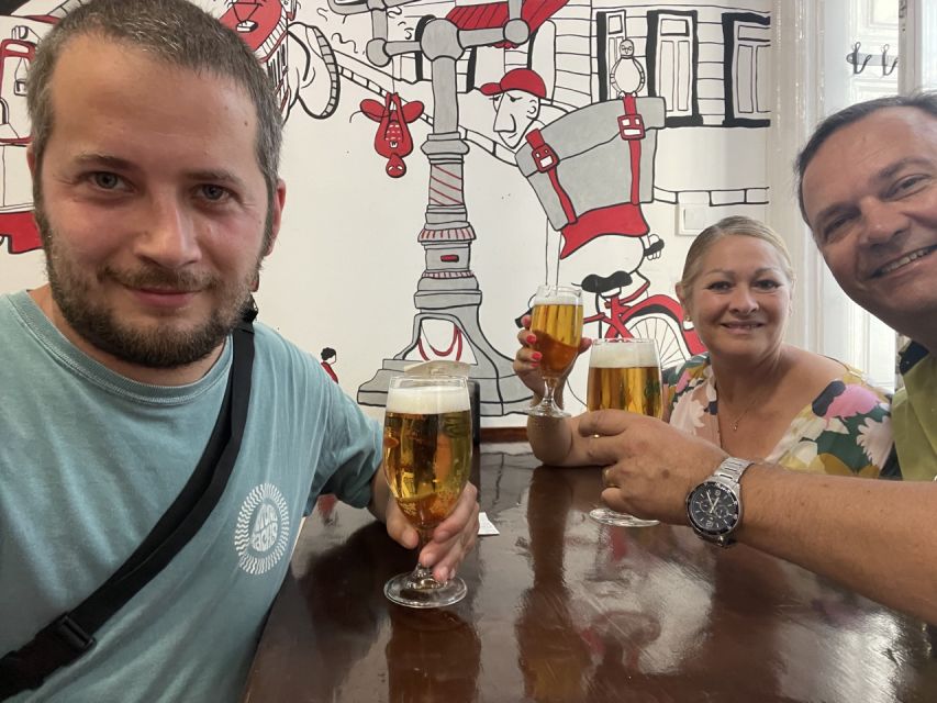 Budapest Bites: A street food adventure (5 dishes included) - Five tastings, with the stories behind them