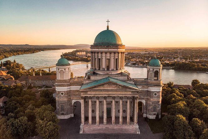 Budapest-Bratislava One-Way Sightseeing Transfer - Booking value and cancellation flexibility