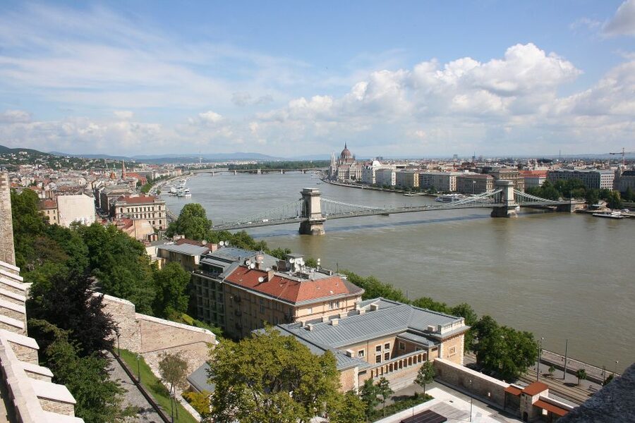 Budapest: Buda Castle Private Walking Tour - Extending the walk to Watertown