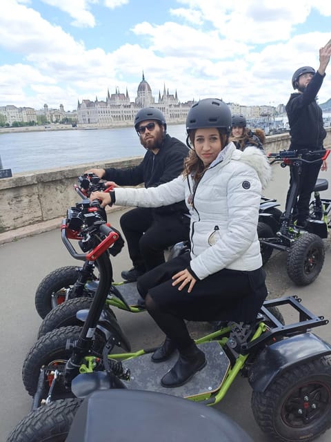 Budapest: Buda Highlights Guided Tour on Electric EZRaider - Why families tend to enjoy this outing
