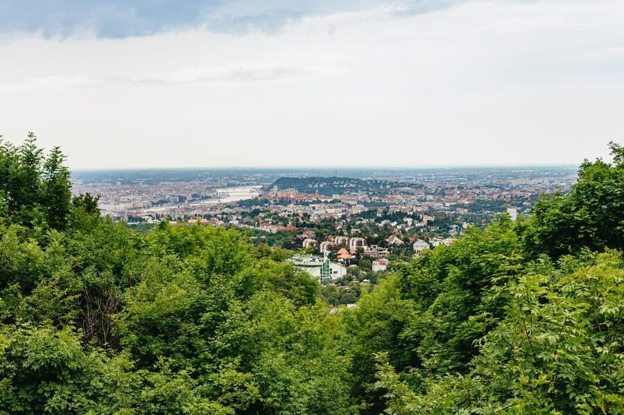 Budapest: Buda Hills Guided Hiking Tour with Optional Lunch - The small cave and the quieter side of the route