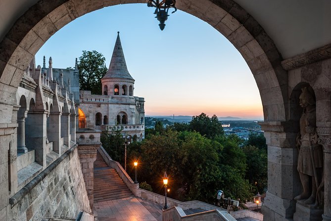 Budapest Castle Walk - Fisherman’s Bastion and the first big city views