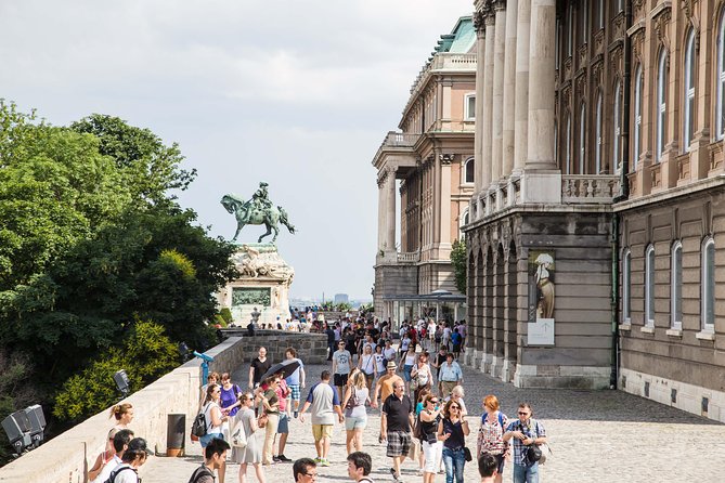 Budapest Castle Walk - Jewish Buda, old streets, and places easy to miss