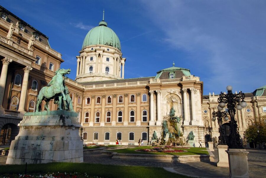 Budapest: City Discovery Tour - Heroes’ Square and Budapest’s grand avenue