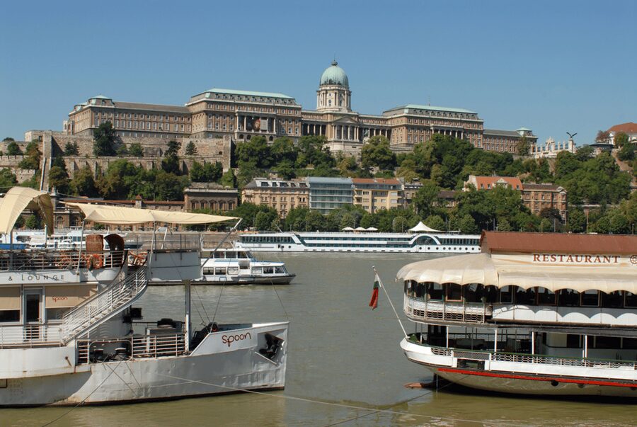 Budapest: City Discovery Tour - The bus ride: efficient, but not the main attraction