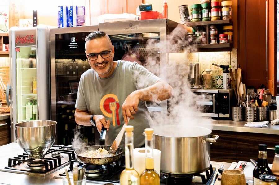 Budapest: Cooking School – Hungarian Menu & Local Market - From Market Stalls to Chefparade’s Kitchen