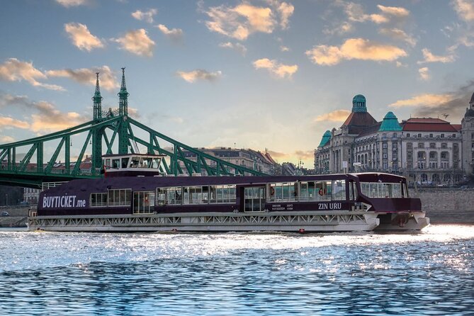 Budapest Danube 1 Hour Sunset or Night Cruise with Audio Guide - Buda Castle and the hilltop view