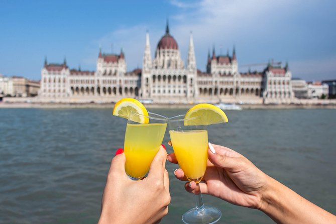 Budapest Danube Cruise with Drink, Audio Guide, Margaret Island - Margaret Island: the reason to leave the boat