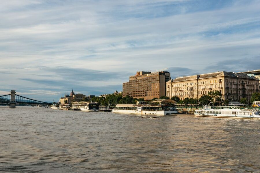 Budapest: Danube River City Lights Express Cruise - Margaret Bridge and the northern part of the route