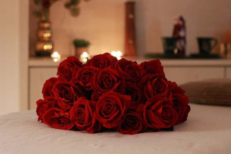BUDAPEST, Day Spa : Couples Massage with Roses Bubble Bath - Key points at a glance