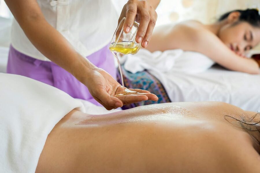 BUDAPEST, Day Spa : Couples Massage with Roses Bubble Bath - Best times to fit it into your Budapest plans