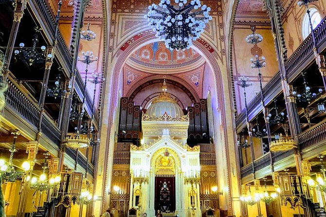 Budapest Dohany, Heroes', Rumbach synagogues & Jewish Ghetto Tour - Rumbach Street Synagogue and its Moorish interior
