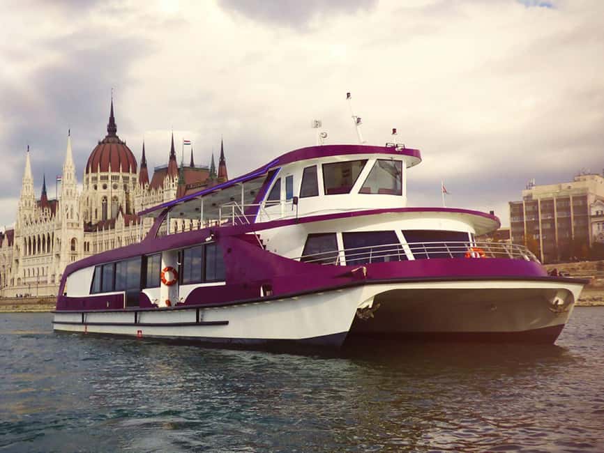 Budapest: Downtown Budapest Unlimited Booze Cruise - Is $40 good value?