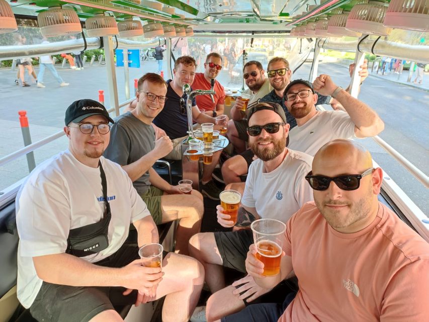 Budapest: eBeerBus Sightseeing Tour - Starting at Heroes’ Square