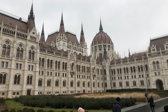 Budapest Essentials Private Tour Highlights and Hidden Gems - Strudel House adds a useful taste of Budapest