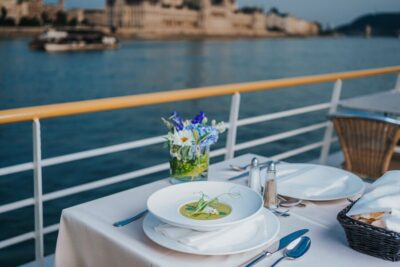 Evening Cruise and Dinner with Welcome Drink