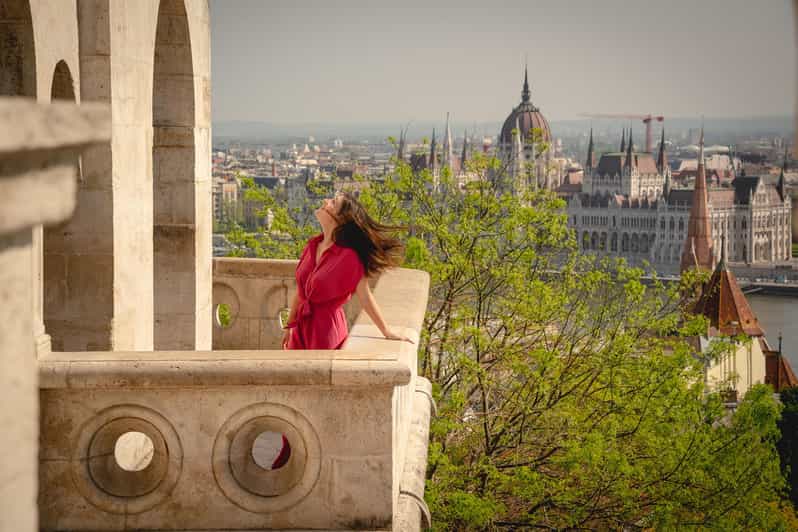 Budapest: Fast Private Photoshoot at Fisherman's Bastion - What happens during the 40 minutes
