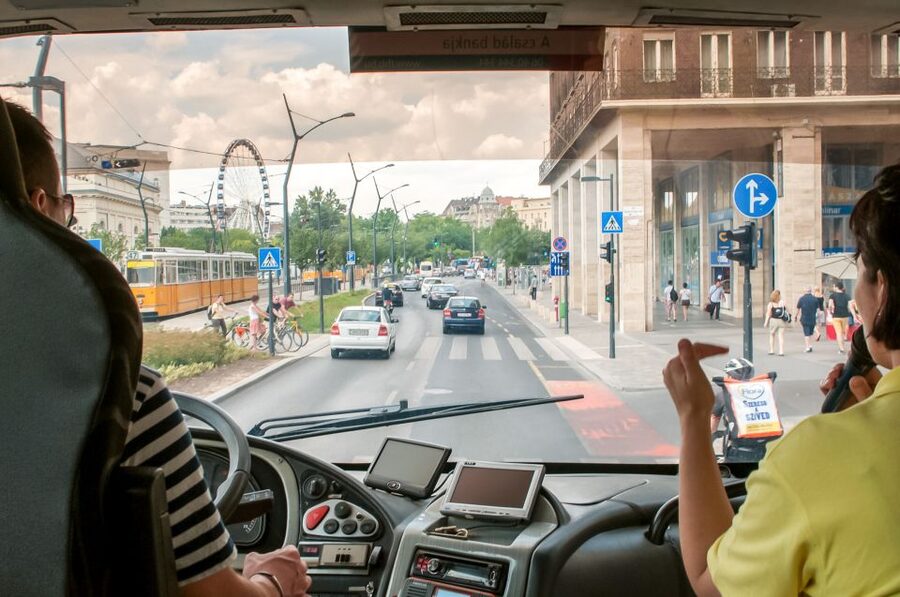 Budapest: Floating Bus Tour by Land and Water - The road portion: a compact introduction to Budapest
