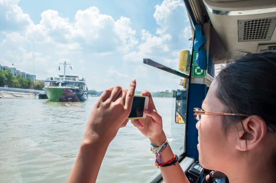 Budapest: Floating Bus Tour by Land and Water - Families, comfort, and practical limits
