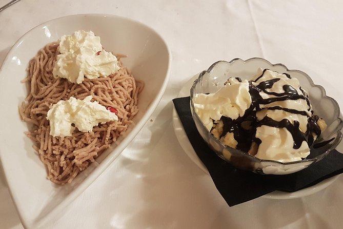Budapest Foodie Tour - Vaci Street, sweets, and the famous chimney cake