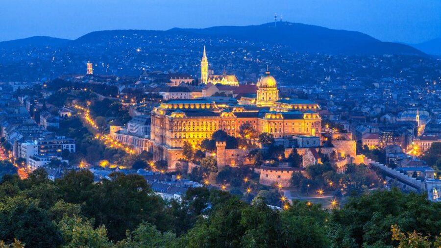 Budapest Full-Day Private Guide Services - Should you book it?